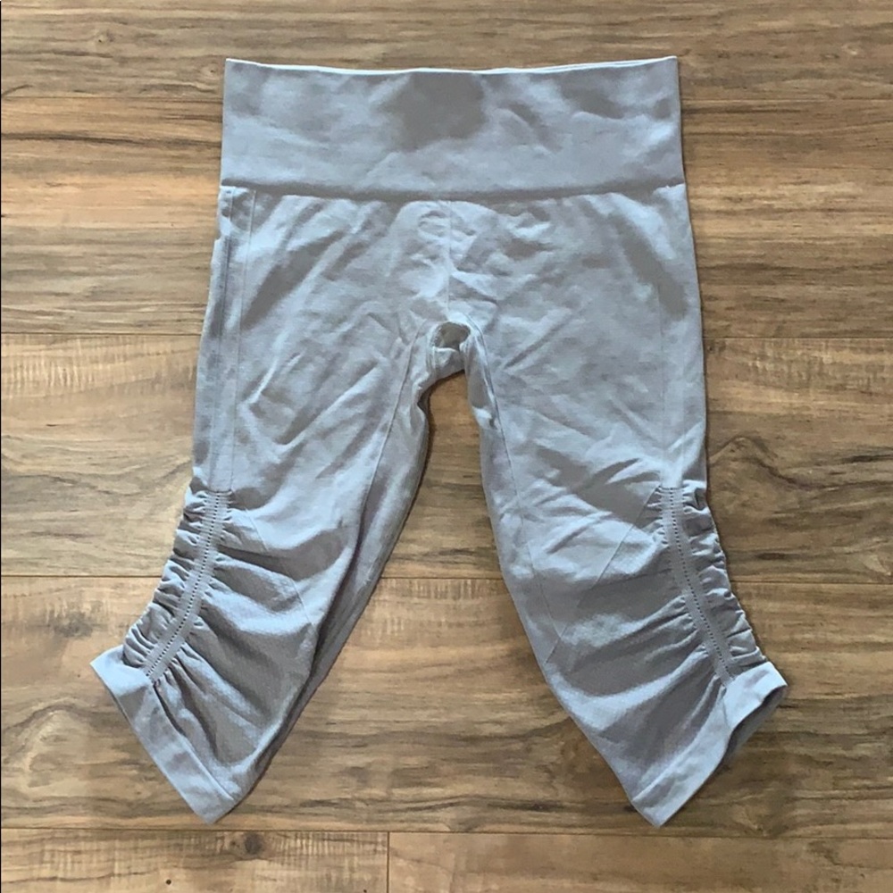 Lululemon crops